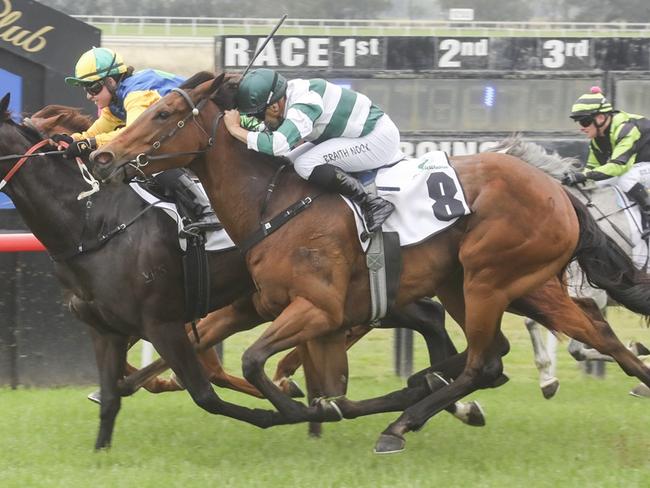 Girrawheen (outside) is ready to record a second caeer win when she heads to Muswellbrook. Picture: Bradley Photos