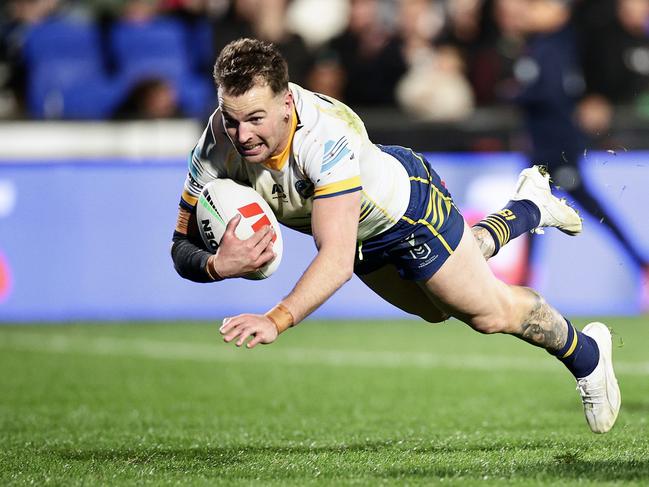 AUCKLAND, NEW ZEALAND - AUGUST 02: Clinton Gutherson of the Eels scores a tryduring the round 22 NRL match between New Zealand Warriors and Parramatta Eels at Go Media Stadium Mt Smart, on August 02, 2024, in Auckland, New Zealand. (Photo by Dave Rowland/Getty Images)