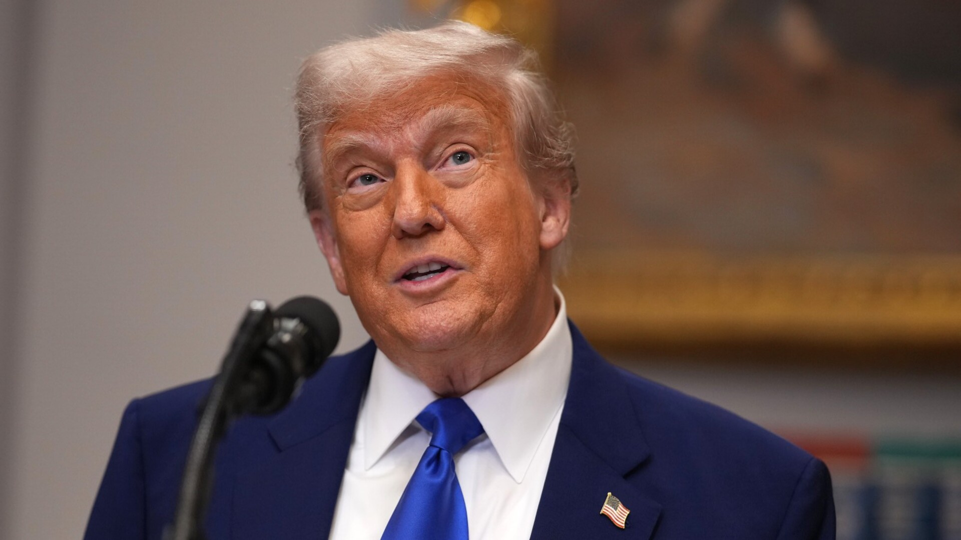 ‘Beyond parody’: Donald Trump blasted for accepting jet from Qatari royals
