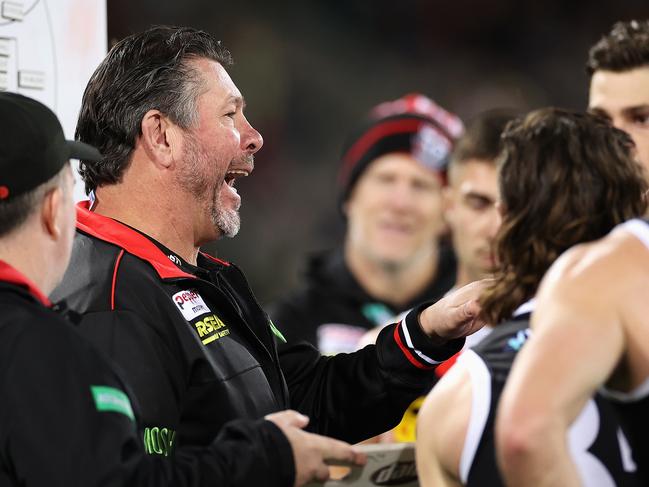 Saints coach Brett Ratten talks to players during the round six AFL match between the Greater Western Sydney Giants and the St Kilda Saints. Picture: Cameron Spencer/AFL Photos/Getty Images