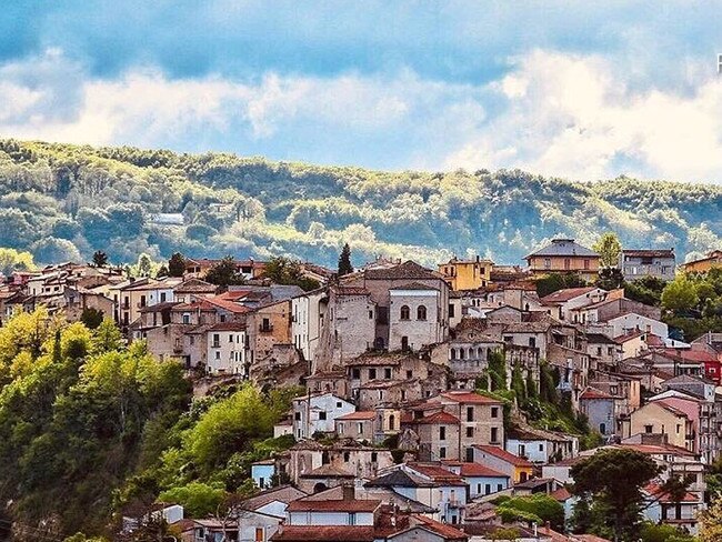 The idyllic Italian village of Teora is paying people to live there. Picture: @paesaggiirpini