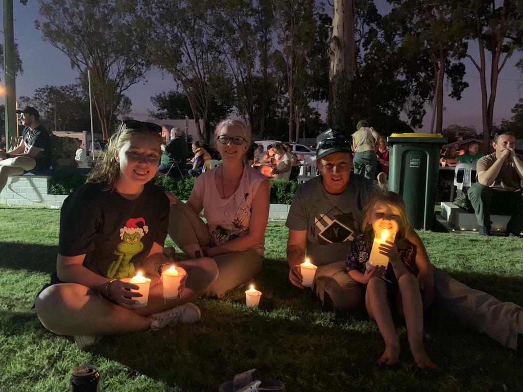 Shauna McLoughlin, Di Smith, Angie Wilson and Ruby-Ann McLouchlin at the Chinchilla vigil.