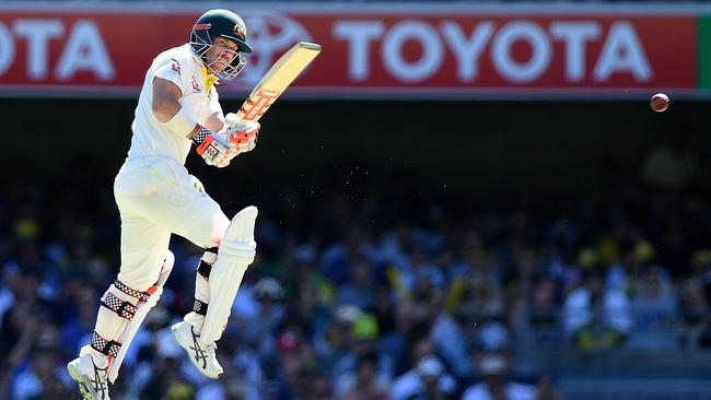 England baited Warner into his “shovel shot” with the plan working a treat for the tourists.