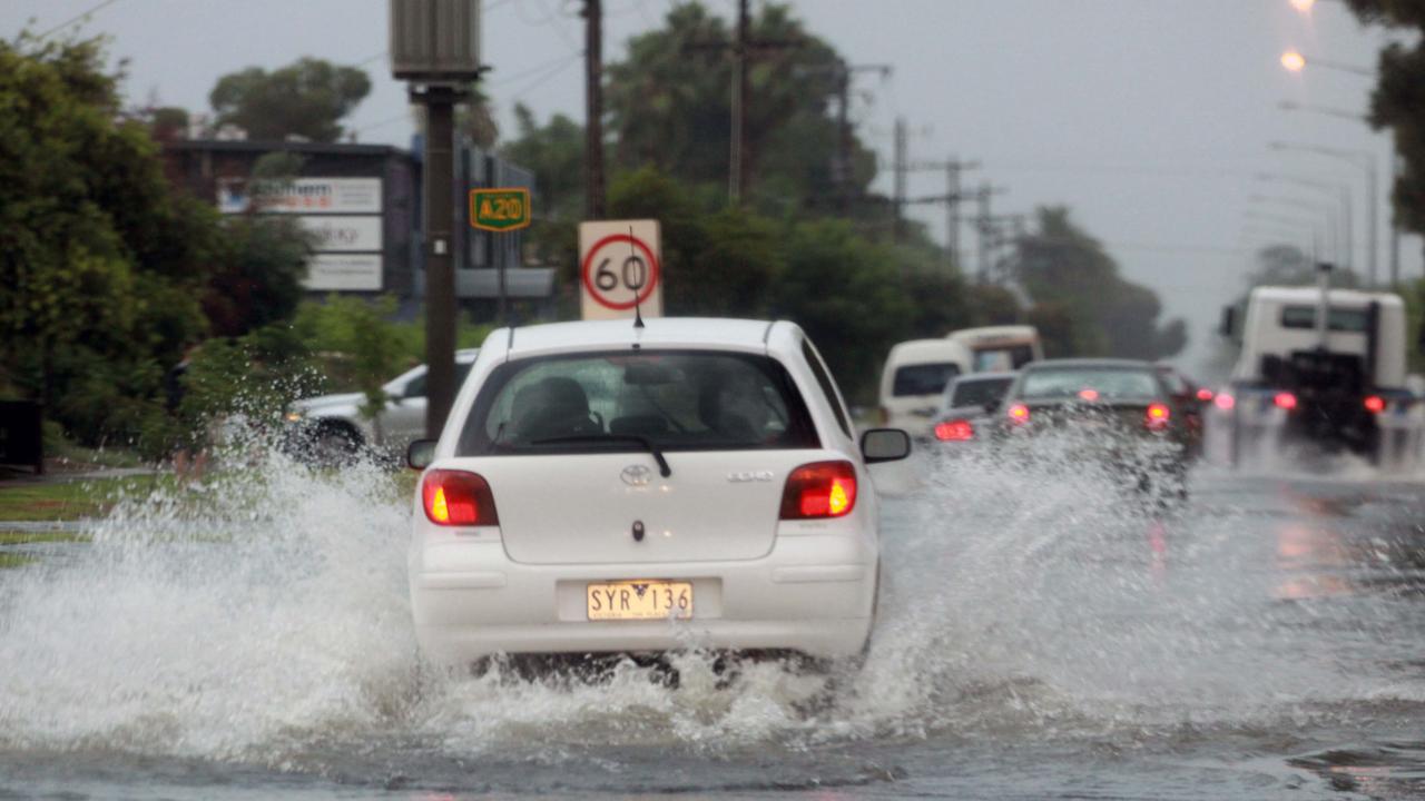 Mildura preparing for floods | Herald Sun