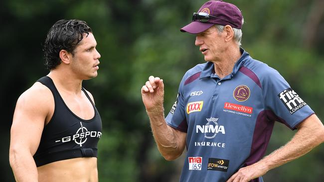 Wayne Bennett has urged James Roberts to right the ship in Brisbane.