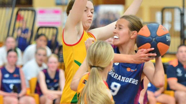 Victorian Bushrangers Eliza Ashby during the Australian Country Junior Basketball Cup. Picture: Tony Long