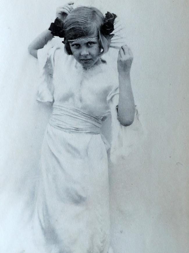 Joan Evans in Calcutta when she was eight years old.