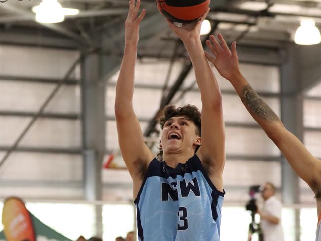 Harley Kent goes up for a lay-up during last year's Under-20s.