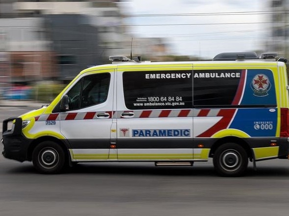 Ambulance Victoria/generic ambulance