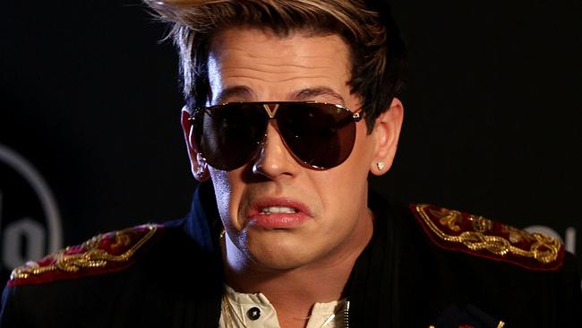 SYDNEY, AUSTRALIA - NOVEMBER 29:  Milo Yiannopoulos speaks during a press conference on November 29, 2017 in Sydney, Australia. Yiannopoulos is in Australia for his Troll Academy Tour.  (Photo by Lisa Maree Williams/Getty Images)