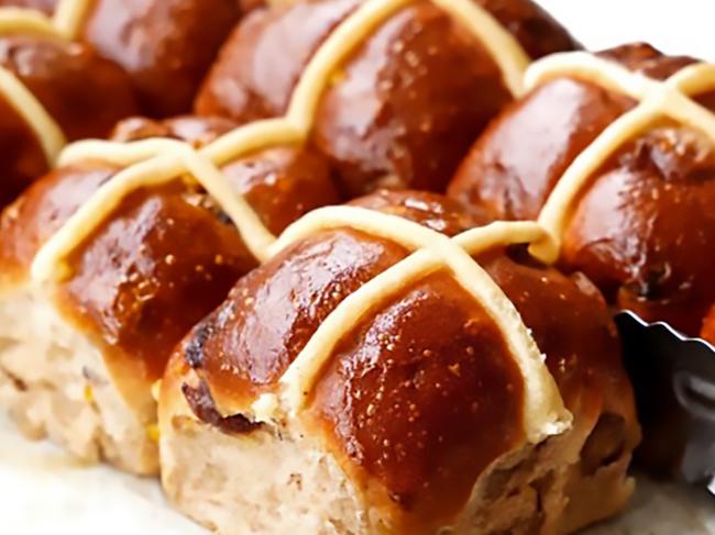 EAT STREET + Hot Cross Buns 2023 - Tuga Pastries - Hot Cross buns, photo - Facebook