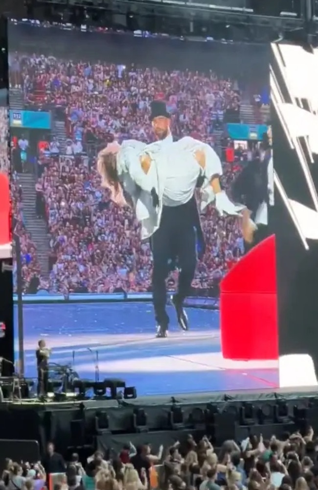 Taylor Swift delights fans as boyfriend Travis Kelce carries her on stage at third London show. Picture: SwiftNYC/X