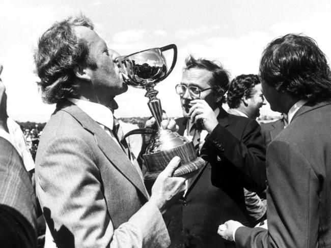 George Frew (left) and Lloyd Williams with the 1981 Melbourne Cup, won by their horse Just a Dash.