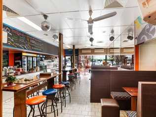 Phat Burgers will close its North Point store.