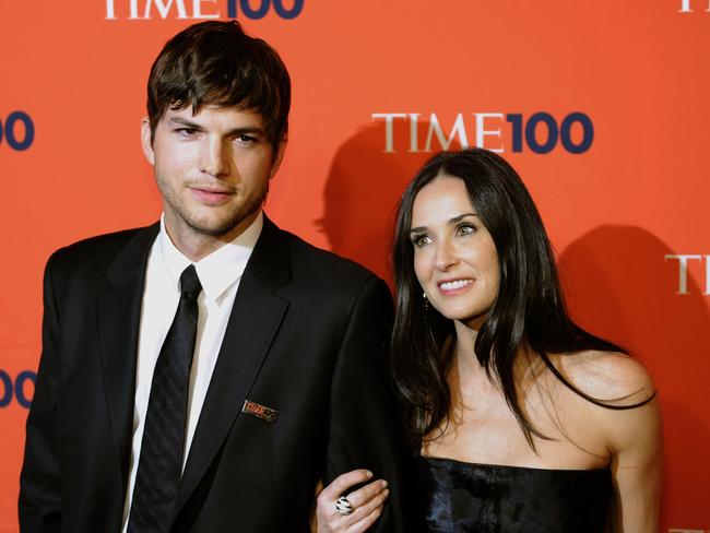 Ashton Kutcher called Demi Moore to give her heads up on fiancee Mila ...