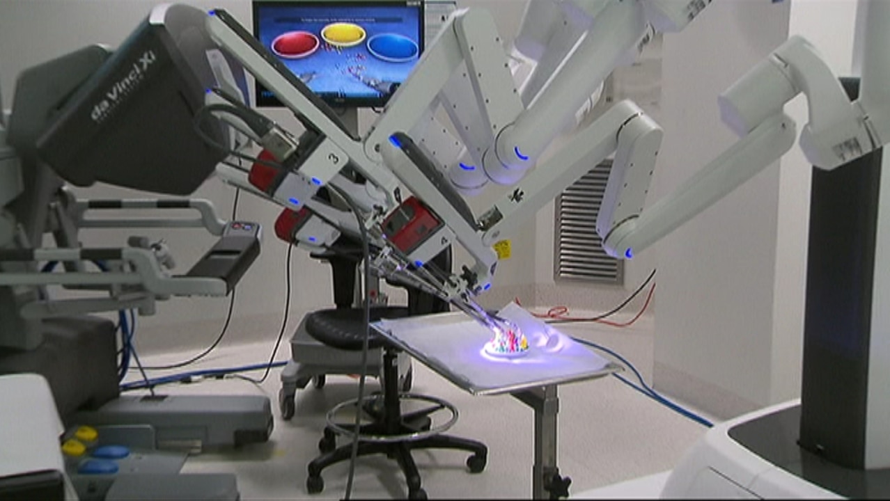 Australian hospitals invest in robotic surgery system