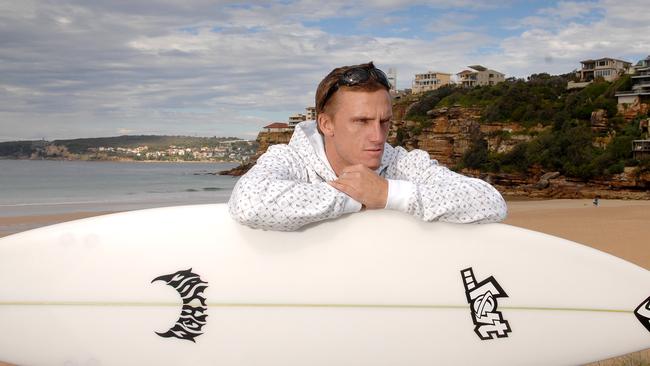 Tributes are flowing for former world number 14 surfer Chris ‘Davo’ Davidson.