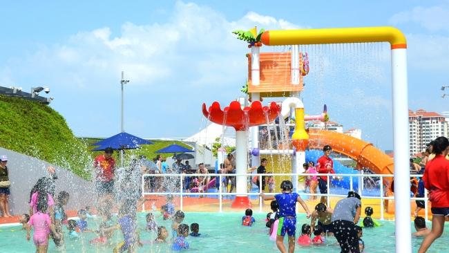 Need somewhere to splash? Kallang Water Park can be a cheap way to spend a day.