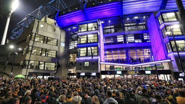 The real reason fans can’t score finals tickets is one of simple logistics: Crammed to capacity, the ‘G holds 98,000 spectators. Picture: Mark Stewart