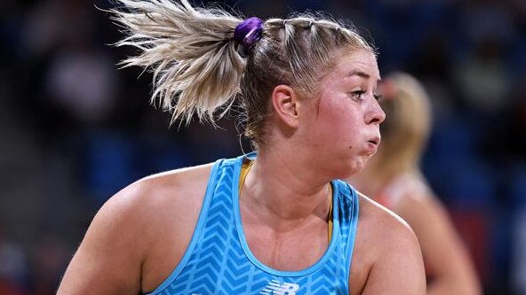 SYDNEY, AUSTRALIA - MARCH 23: Eleanor Cardwell of the Mavericks catches the ball during the 2024 Suncorp Team Girls Cup match between NSW Swifts and Melbourne Mavericks at Ken Rosewall Arena on March 23, 2024 in Sydney, Australia. (Photo by Jenny Evans/Getty Images for Netball Australia)