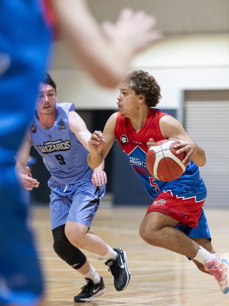 Noah Silcox-Smith for Toowoomba Mountaineers against Northside Wizards in QSL Division 1 Men round 2 basketball at Clive Berghofer Arena, St Mary's College, Sunday, April 21, 2024. Picture: Kevin Farmer