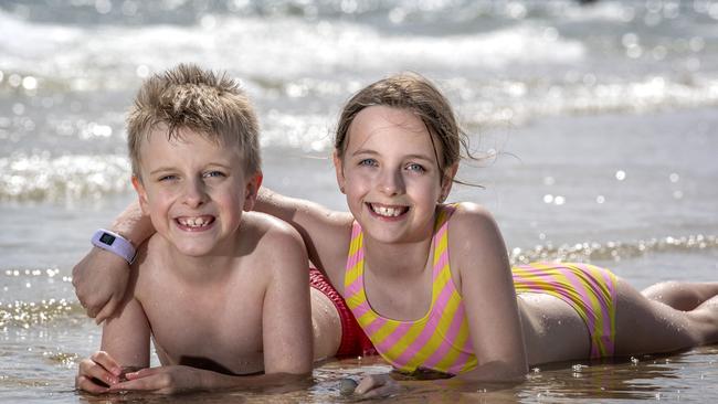 Twins, Maddison and Benjamin Sinclair 6 from East Ivanhoe are keen to hit Victoria’s beaches this summer Picture: David Geraghty