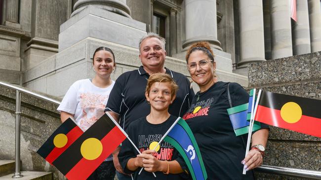 Ngutu College director Andrew Plastow with his partner Lori, and their children Isabella and Oliver were thrilled to witness the occasion. Picture: NCA NewsWire / Brenton Edwards