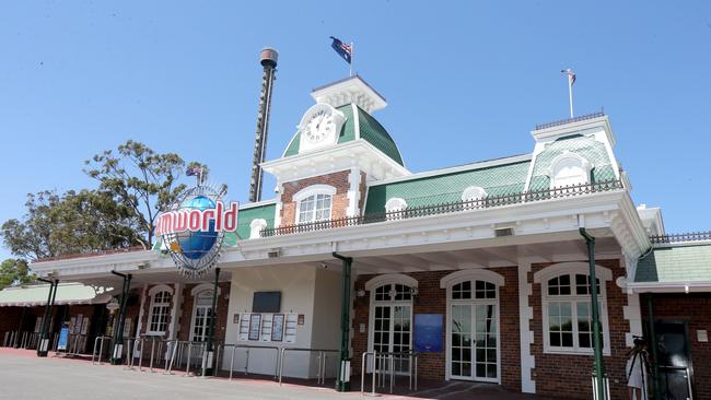 Expect lines outside Dreamworld’s gates when it reopens on December 10. Picture Mike Batterham