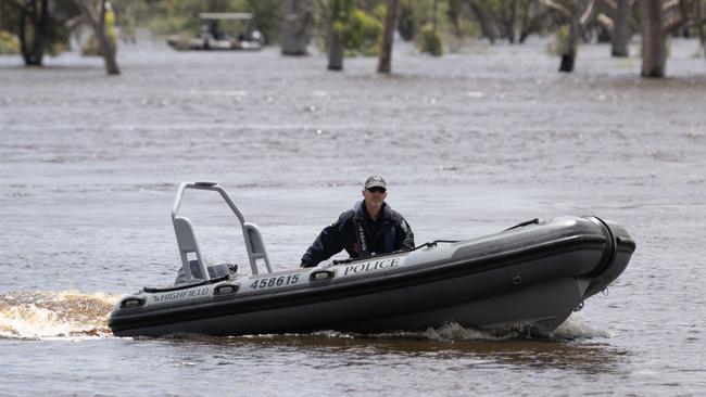 Police searching the water after the body was located. Picture: Morgan Sette