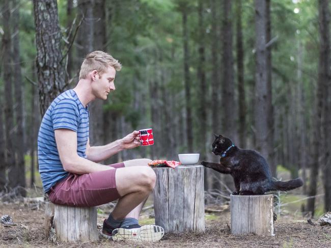 Richard East and his pet cat Willow are enjoying an Australian adventure on the road. Picture: Supplied by Richard East