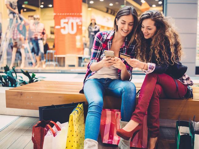 ACCC has urged shoppers to be smart when shopping during the festive season. Picture: iStock.