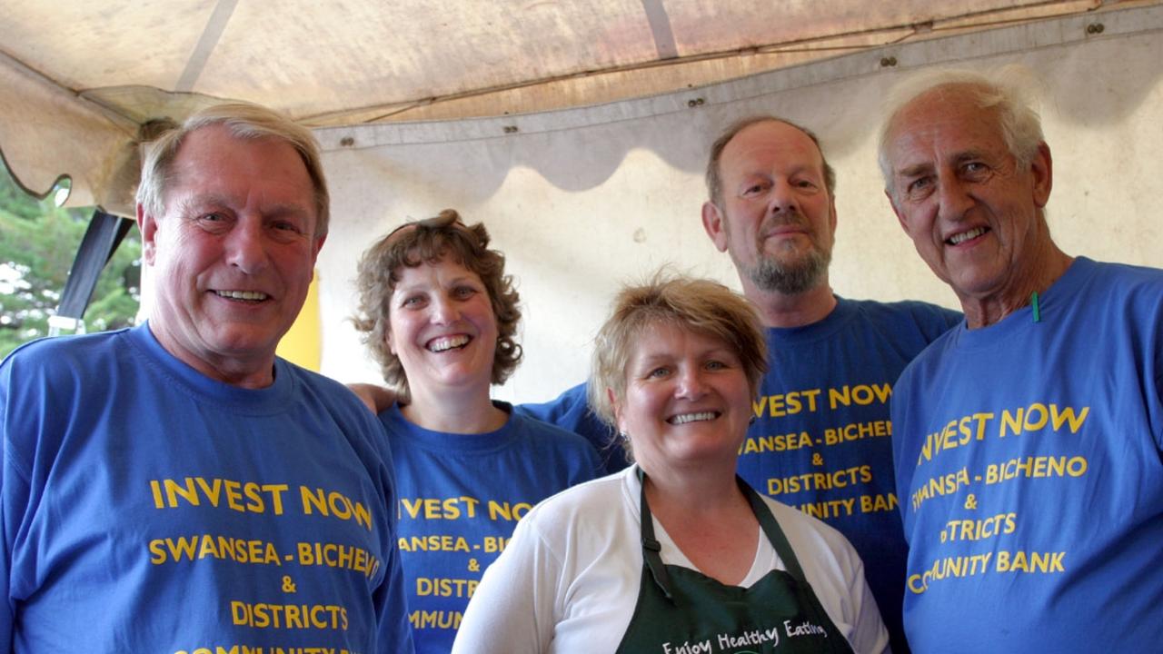 Bendigo Community Bank, from left Mike Cutlack, Pam van Duyn, Britt Steiner, Peter van Duyn and John Austwick