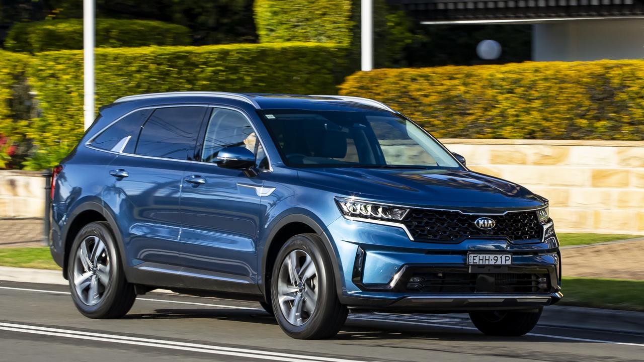 Photos of the Toyota Kluger GXL Hybrid and the Kia Sorento Sport+. Photo by Mark Bean.