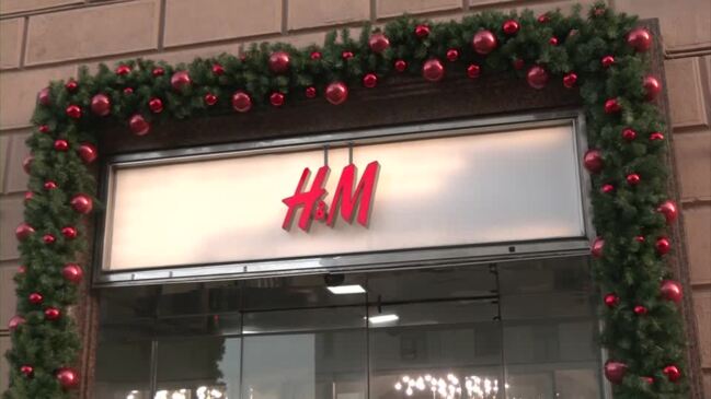 Russians visit H&M for last time as retailer closes stores for good