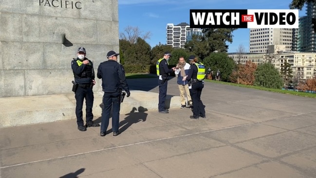 Melbourne: Anti mask protests in central Melbourne