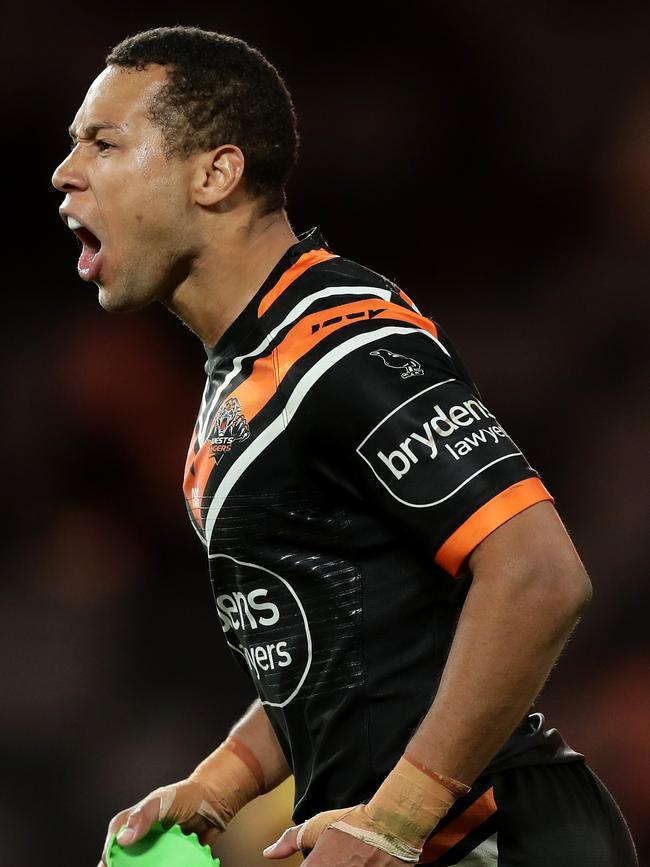 Moses Mbye would stay at Wests Tigers if he could not find a deal elsewhere.