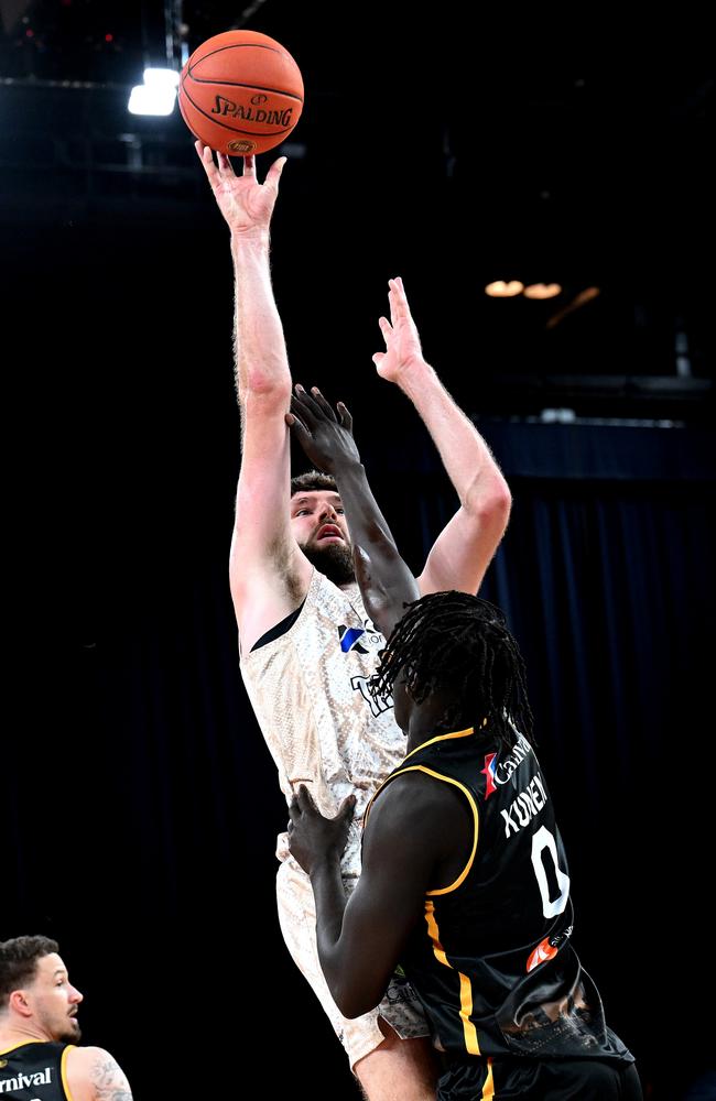 Tanner Groves was on song for the Taipans. Picture: Getty Images