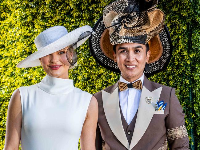 Oaks Day, Flemington. 2023. Melbourne. Fashions on the Field winners Eleanor Campbell and Domingo Martinez. Picture: Jake Nowakowski