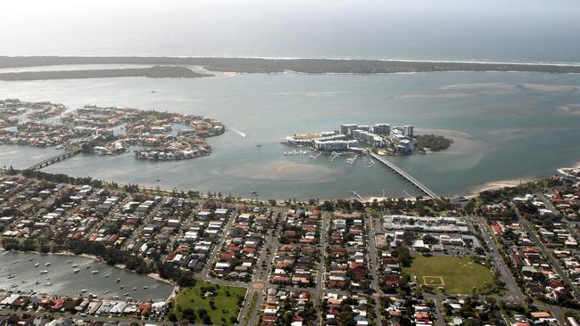 The theft of the wheels and tyres from the ute occurred in Paradise Point.