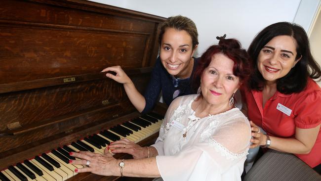 Palliative care volunteers Nile Ulgen, Mimmi Djordjevic and Georgina Makdessi. Picture: Robert Pozo