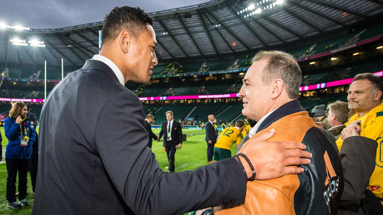 David Campese believes Israel Folau will be a threat on the right wing, but wants to see the Wallabies fight harder.