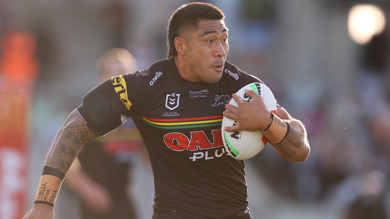 CANBERRA, AUSTRALIA - MARCH 31: Moses Leota of the Panthers runs the ball during the round five NRL match between Canberra Raiders and Parramatta Eels at GIO Stadium on March 31, 2023 in Canberra, Australia. (Photo by Mark Kolbe/Getty Images)