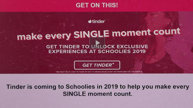 Screenshot of spruiking a new partnership between Schoolies.com and dating app Tinder