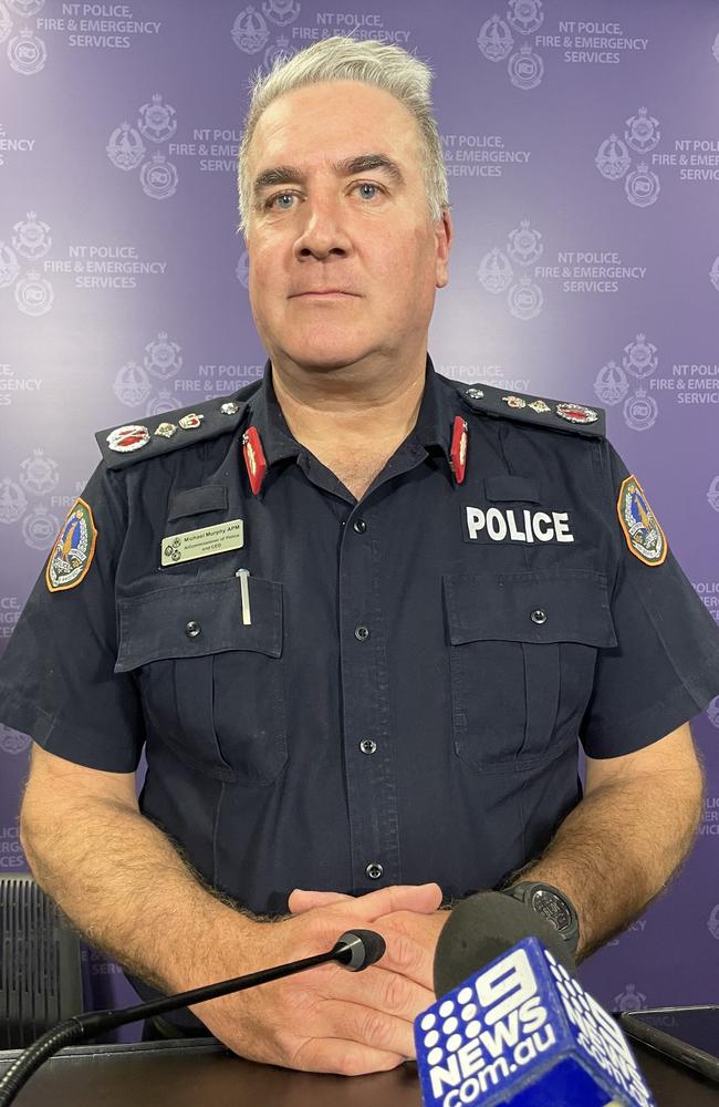 Acting Police Commissioner Michael Murphy said on Tuesday that police were investigating whether handheld metal detectors, known as wands, could be used on Territory streets.