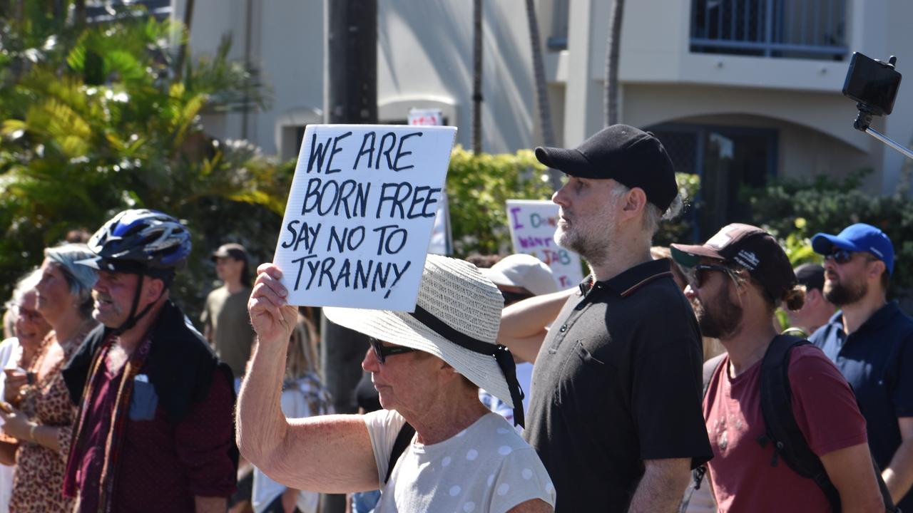 Protesters at the New South Wales Queensland border protesting the covid vaccine, the border rules and the New South Wales lockdown on August 22, 2021. Photo: Liana Walker