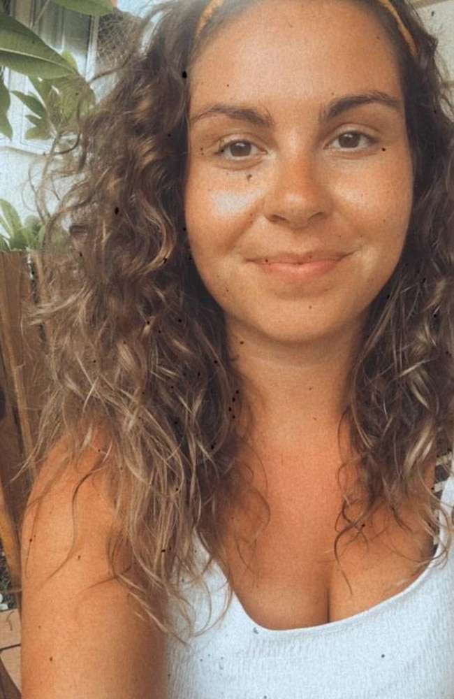 Jessica Layton saved a family who were caught in a rip at a beach.