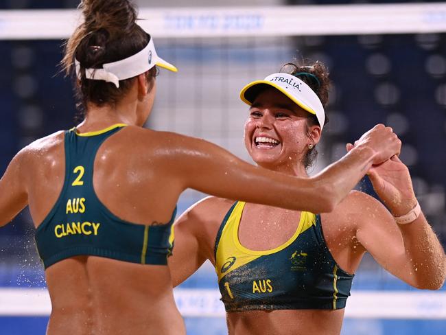 The gold medal legends behind Aussie dream pair