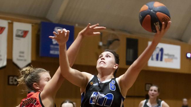 Amelia Smith is one of the competition's best. Photo: Basketball Victoria.