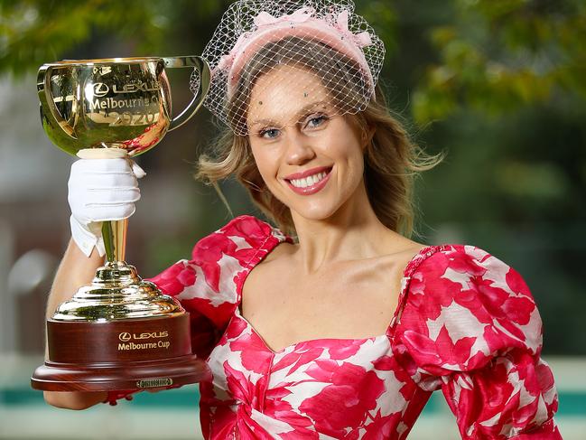 How to dress for the Melbourne Cup at home