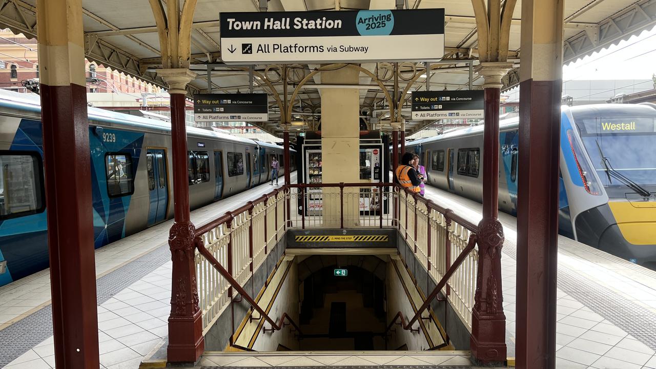 Degraves Street Subway reopens at Flinders Street Station